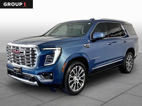 Used 2025 GMC Yukon Denali w/ Sun & Power Step Package RWD image 1