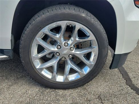 Used 2019 Chevrolet Tahoe Premier image 5