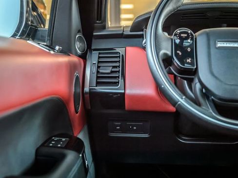 Used 2018 Land Rover Range Rover Sport Supercharged image 25