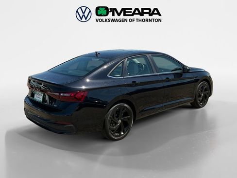 New 2026 Volkswagen Jetta SE FWD image 5