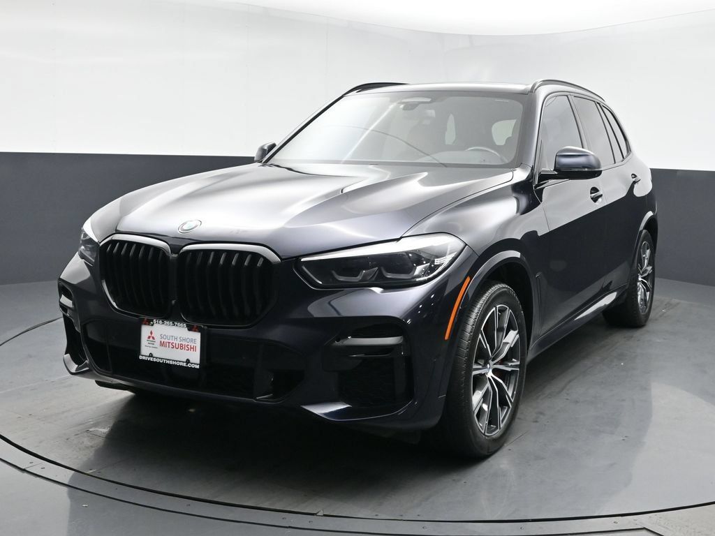Used 2023 BMW X5 xDrive40i w/ M Sport Package AWD/4WD image 1