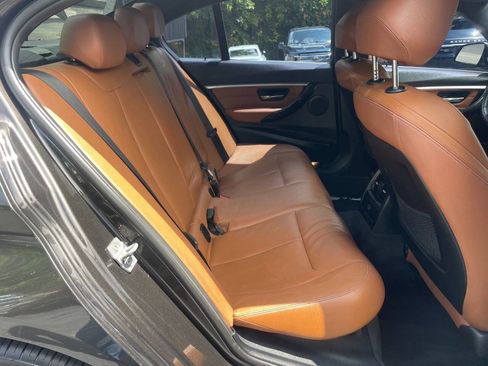 Used 2017 BMW 330i Sedan w/ Driver Assistance Package RWD image 18