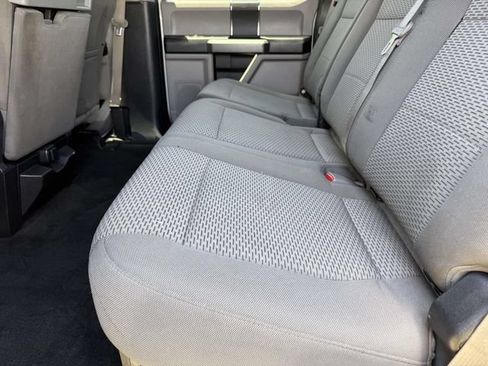 Used 2017 Ford F250 XLT w/ XLT Value Package AWD/4WD image 17