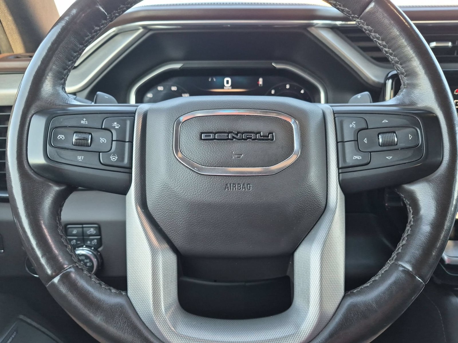 Used 2023 GMC Sierra 1500 Denali AWD/4WD image 12