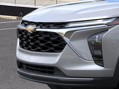 New 2026 Chevrolet Trax LT image 13