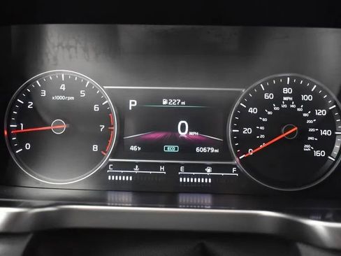 Used 2023 Kia Sorento LX image 27