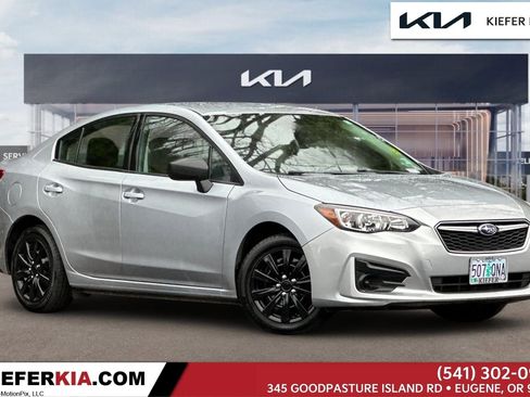 Used 2017 Subaru Impreza 2.0i image 1