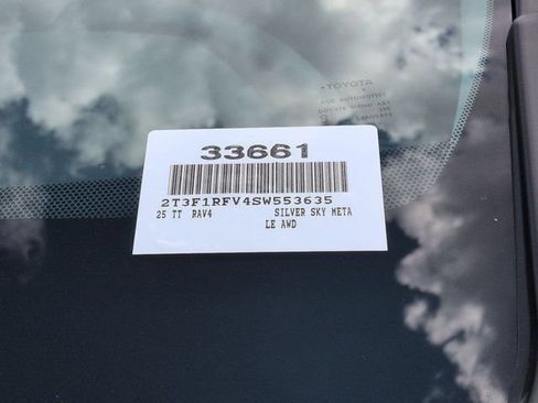 Certified 2025 Toyota RAV4 LE AWD/4WD image 18