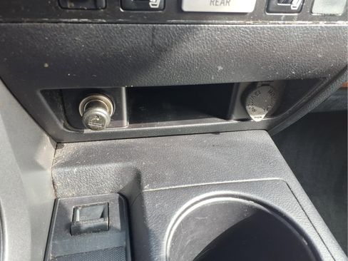 Used 2016 Toyota Sequoia Platinum image 12