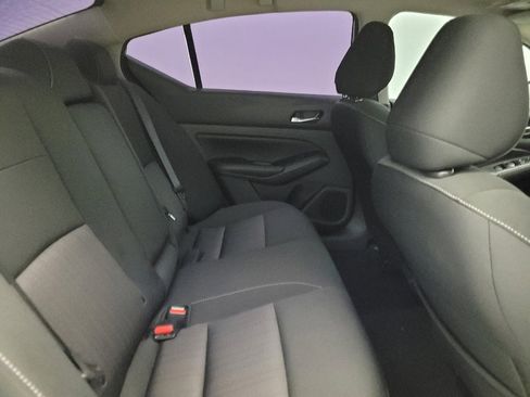 Used 2022 Nissan Altima 2.5 SV image 19