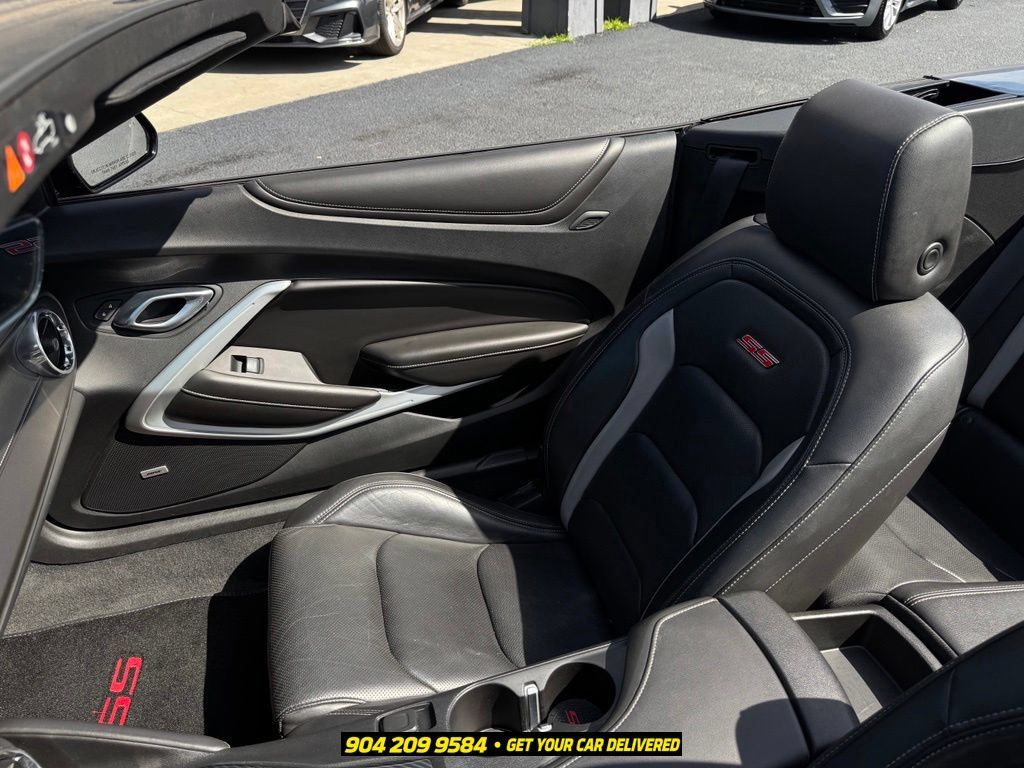 Used 2019 Chevrolet Camaro SS RWD image 24