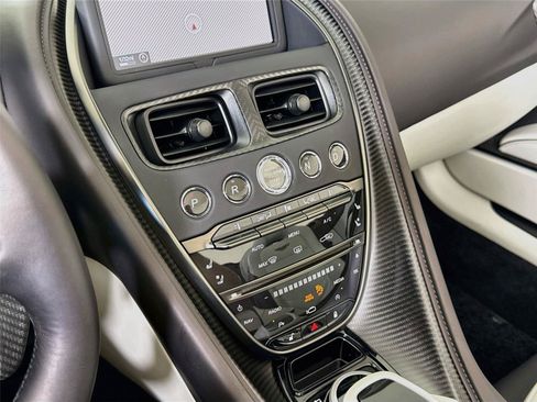 Used 2023 Aston Martin DBS Superleggera Volante RWD image 23