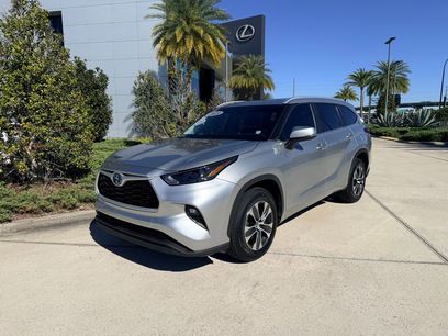 Used 2023 Toyota Highlander XLE