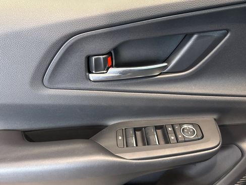 New 2026 Toyota Prius Plug-In Hybrid image 10