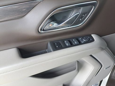 Certified 2024 Chevrolet Tahoe Z71 w/ Luxury Package image 32