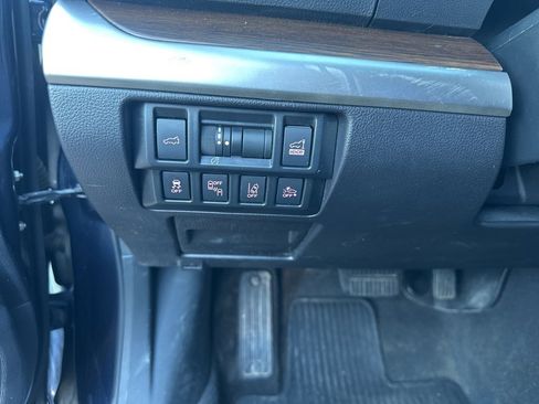 Used 2018 Subaru Outback 3.6R Touring w/ Popular Package #3 image 12