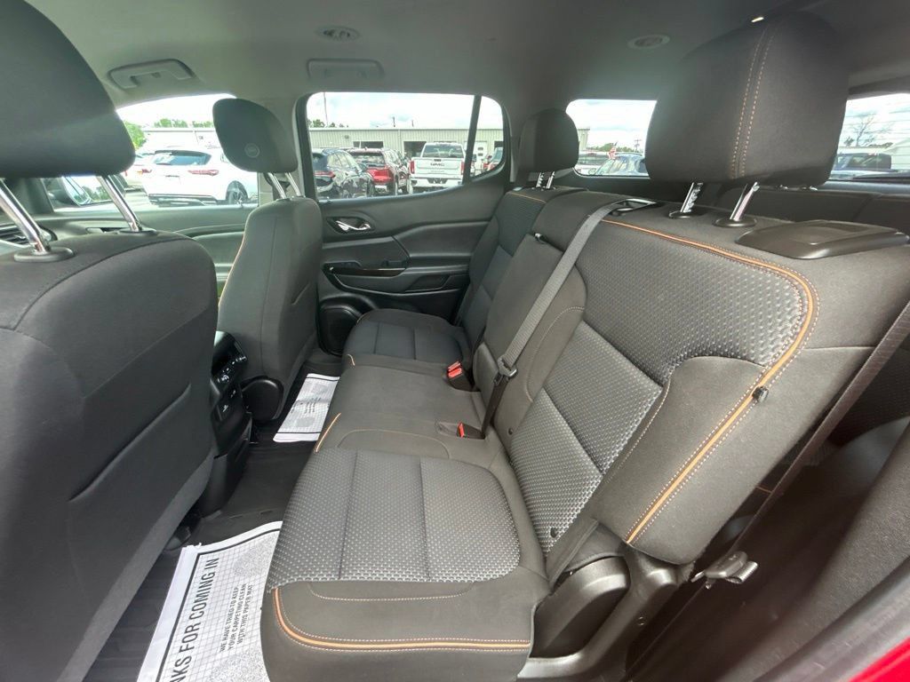 Certified 2023 GMC Acadia AT4 w/ LPO, Adventure Package AWD/4WD image 10