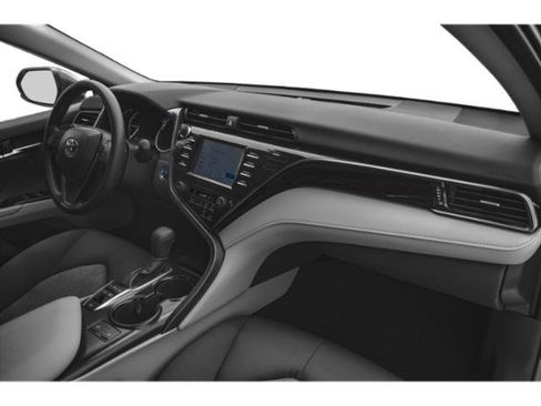 Used 2019 Toyota Camry LE FWD image 15