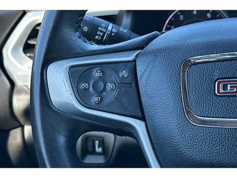 Used 2017 GMC Acadia SLT FWD image 38