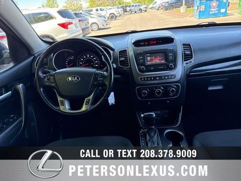 Used 2015 Kia Sorento LX AWD/4WD image 15