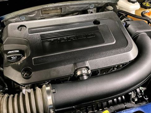 Used 2022 Buick Envision Preferred AWD/4WD image 31