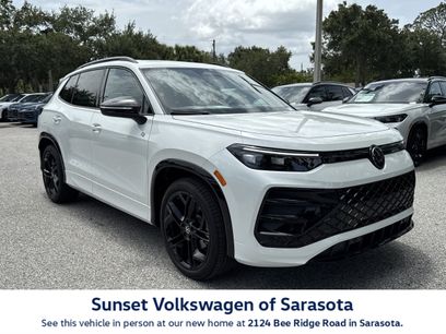 New 2026 Volkswagen Tiguan SE R-Line