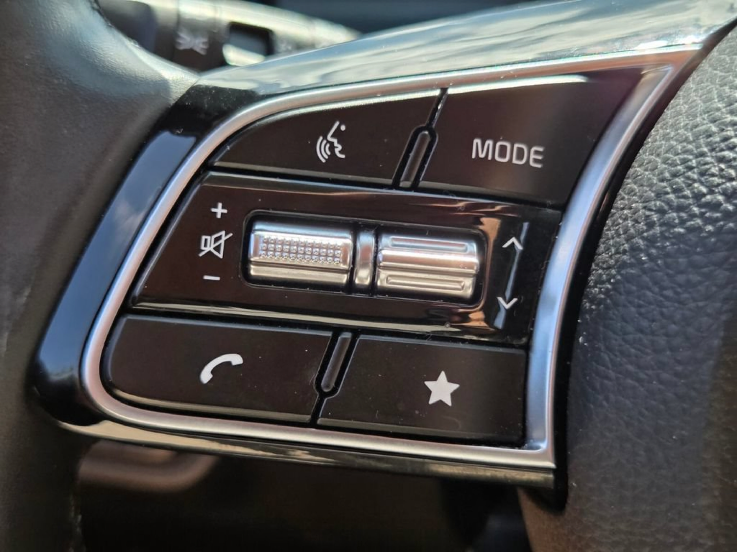 Certified 2024 Kia Seltos EX AWD/4WD image 33