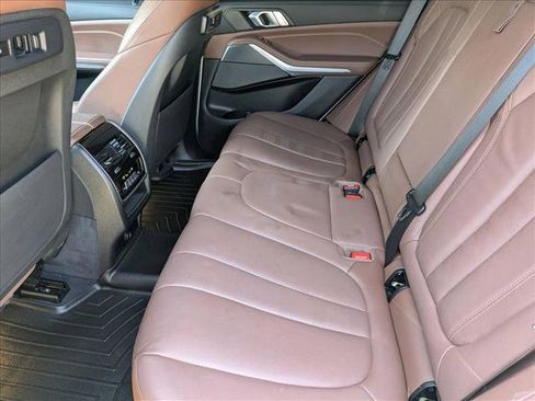 Used 2021 BMW X5 xDrive40i w/ M Sport Package AWD/4WD image 18