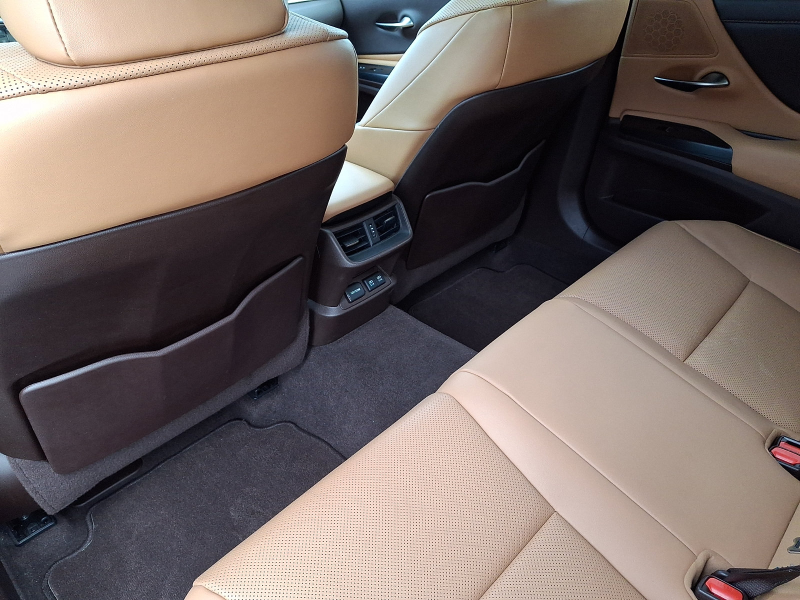 Used 2021 Lexus ES 250 w/ Premium Package AWD/4WD image 10