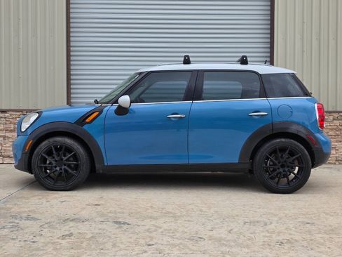 Used 2016 MINI Cooper Countryman image 2