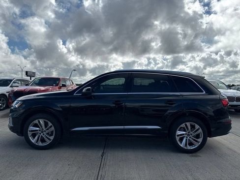 Used 2023 Audi Q7 3.0T Premium Plus w/ Premium Plus Package AWD/4WD image 6