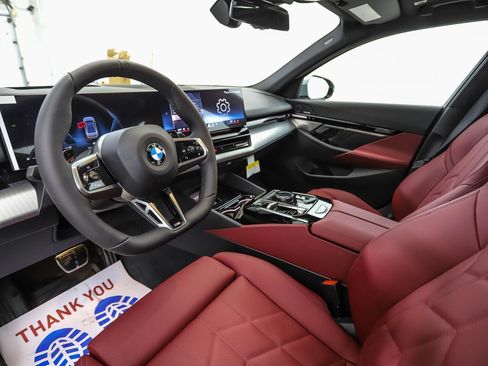 New 2026 BMW 530i xDrive 530i xDrive w/ M Sport Package image 10