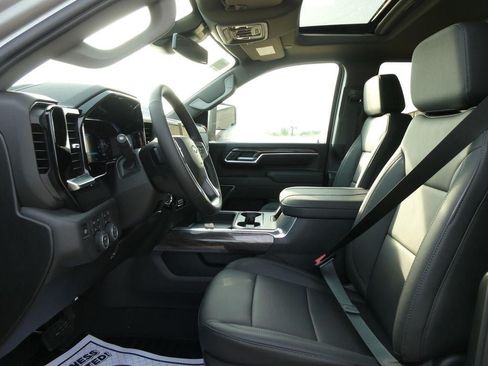 New 2026 Chevrolet Silverado 2500 LTZ w/ LTZ Plus Package AWD/4WD image 16