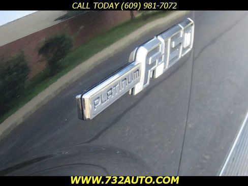 Used 2010 Ford F150 Platinum image 34