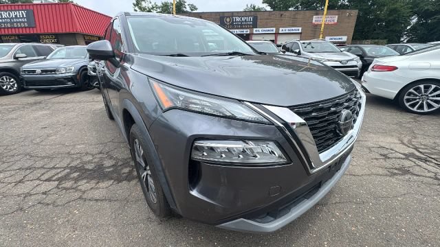 Used 2021 Nissan Rogue SV AWD/4WD image 3