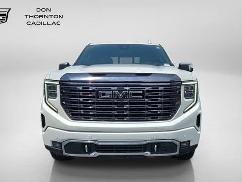 Used 2022 GMC Sierra 1500 Denali Ultimate AWD/4WD image 8