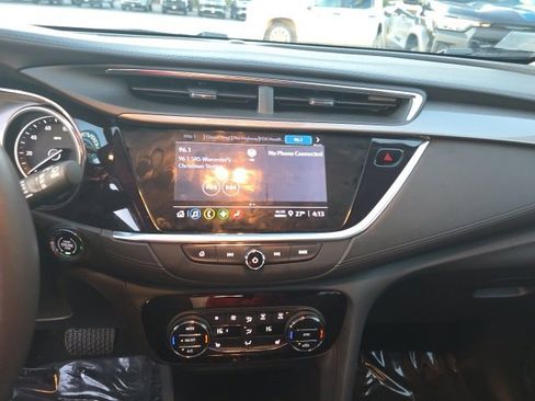 Used 2023 Buick Encore GX Select image 16