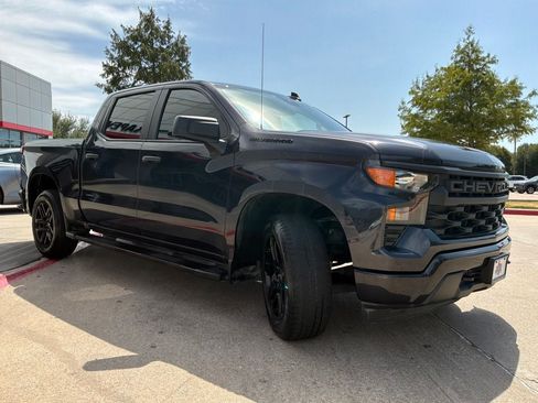 Used 2023 Chevrolet Silverado 1500 Custom w/ LPO, Dark Essentials Package RWD image 4