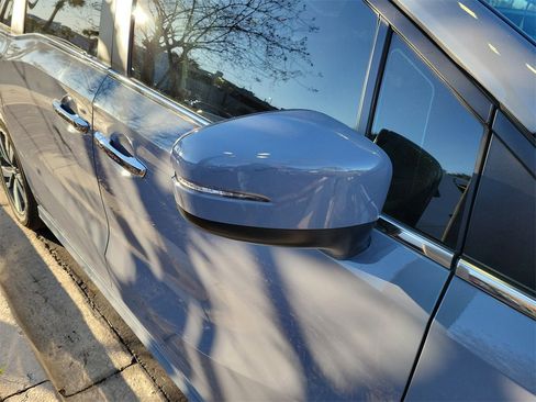Used 2024 Honda Odyssey Touring image 11