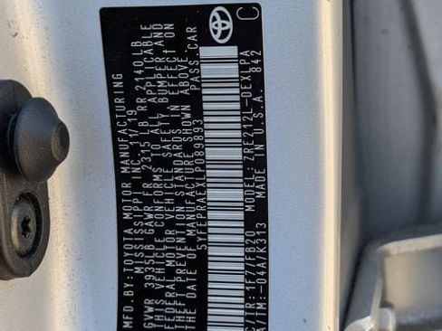 Used 2020 Toyota Corolla LE image 27