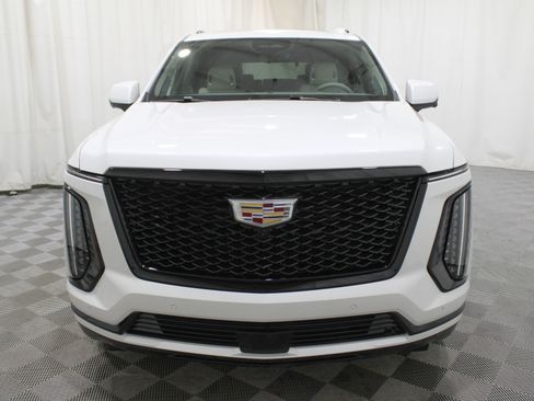 New 2025 Cadillac Escalade Sport Platinum w/ LPO, Floor Liner Package image 45