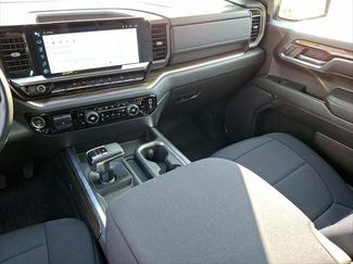 Used 2024 Chevrolet Silverado 1500 LT Trail Boss AWD/4WD video 3