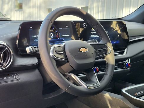 New 2026 Chevrolet Equinox LT w/ Convenience Package II image 19