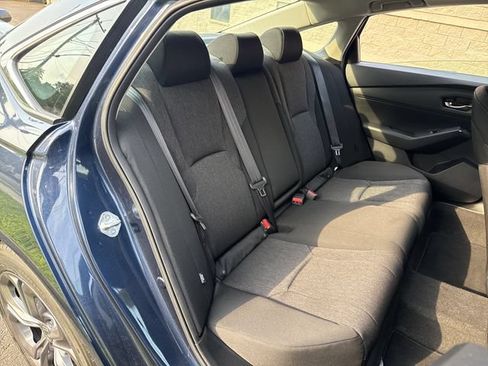 Used 2023 Honda Accord EX image 31