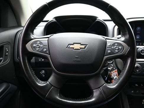 Used 2019 Chevrolet Colorado Z71 AWD/4WD image 29