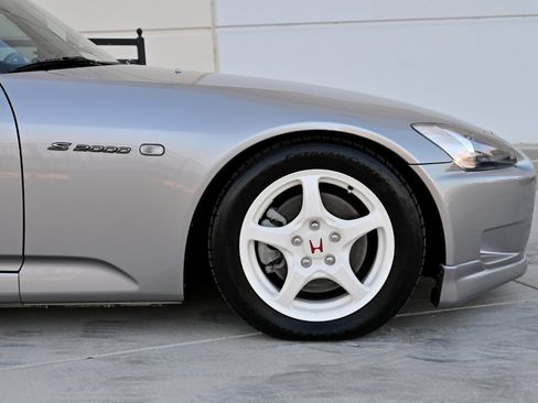 Used 2001 Honda S2000 image 29