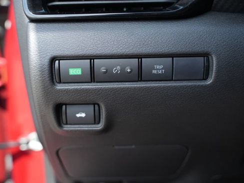 Used 2023 Nissan Sentra SR FWD image 35