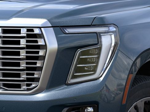 New 2026 GMC Yukon Denali w/ Advanced Technology Package AWD/4WD image 11