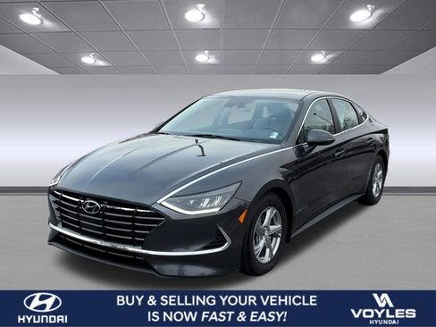 Used 2022 Hyundai Sonata SE image 1