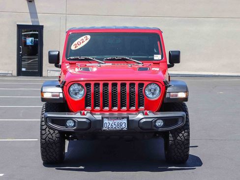 Used 2022 Jeep Gladiator Rubicon AWD/4WD image 2